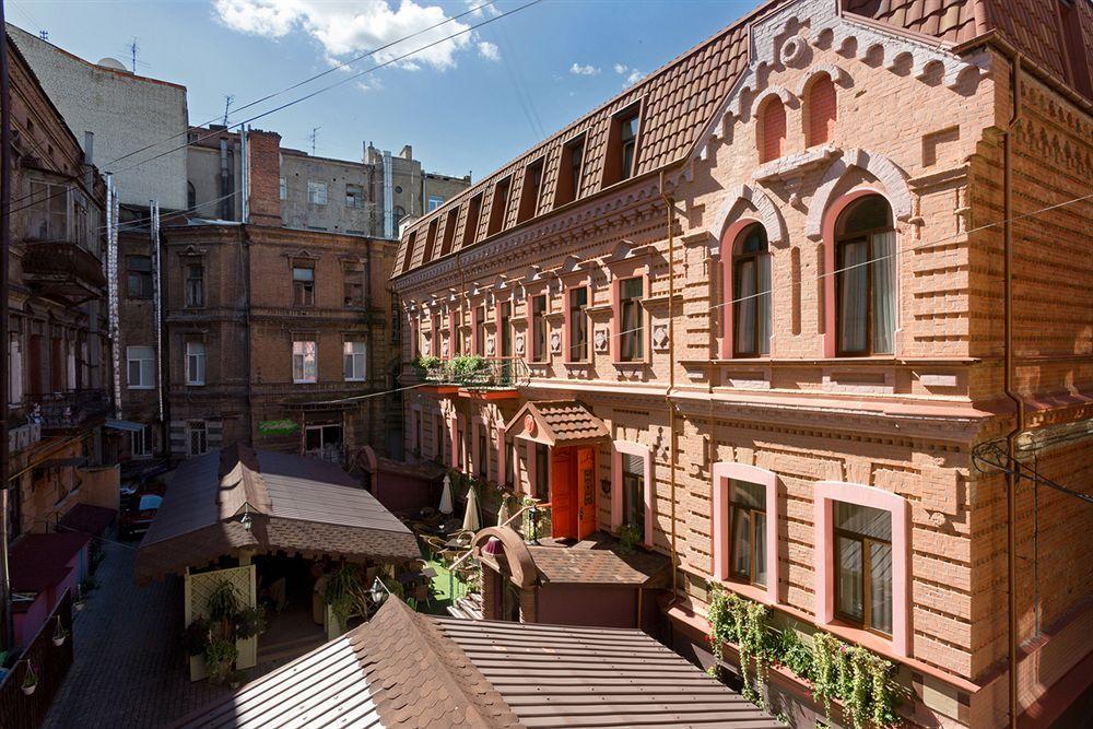 Hotel 19 Carcóvia Exterior foto