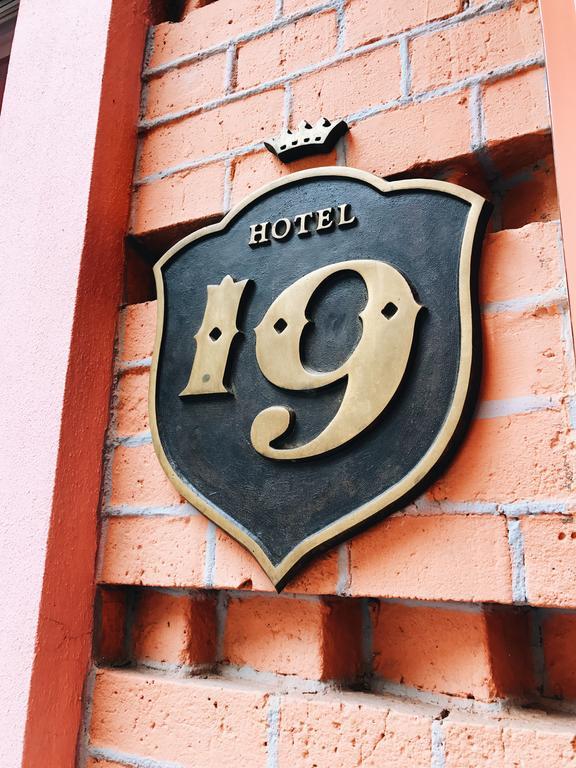 Hotel 19 Carcóvia Exterior foto